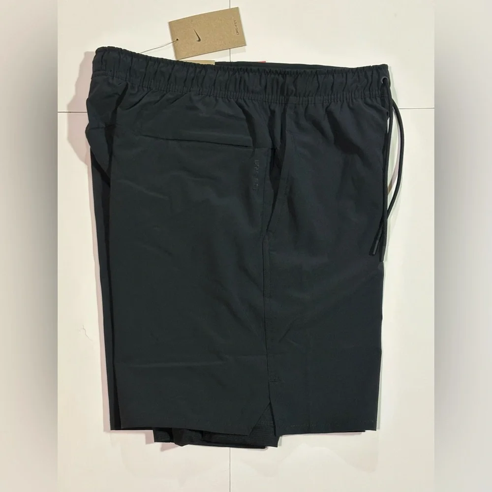 Nike Unlimited Men's Dri-FIT ADV 7